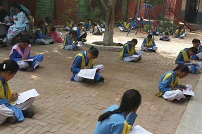 Girls&rsquo; school in Kasur, TEACh project, 2015